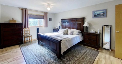 53419A Range Road 161, Rural Yellowhead County, AB - Indoor Photo Showing Bedroom