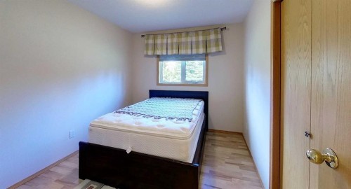 53419A Range Road 161, Rural Yellowhead County, AB - Indoor Photo Showing Bedroom