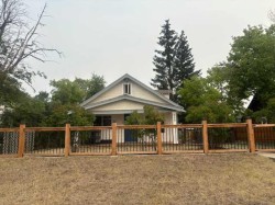308 Balsam Avenue Jasper, AB T0E 1E0