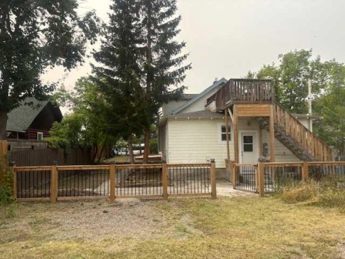 308 Balsam Avenue, Jasper, AB - Outdoor