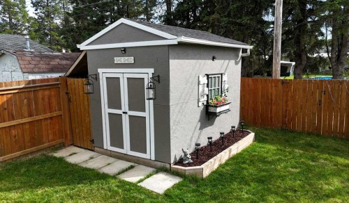 7101 Glenwood Drive, Edson, AB - Outdoor