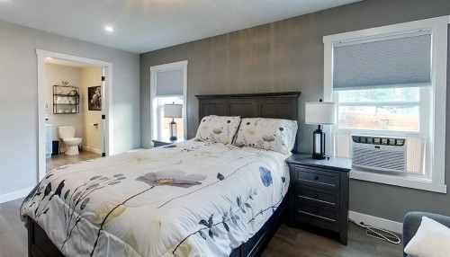 7101 Glenwood Drive, Edson, AB - Indoor Photo Showing Bedroom