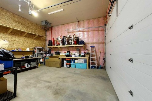 7101 Glenwood Drive, Edson, AB - Indoor Photo Showing Garage
