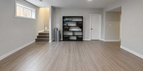 7101 Glenwood Drive, Edson, AB - Indoor Photo Showing Other Room