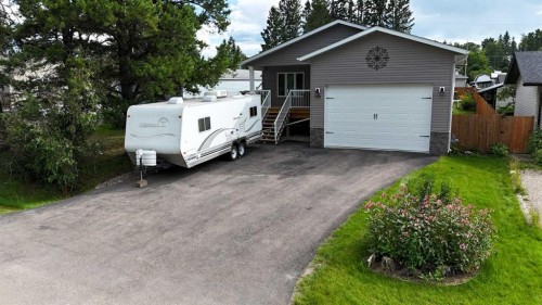 7101 Glenwood Drive, Edson, AB - Outdoor