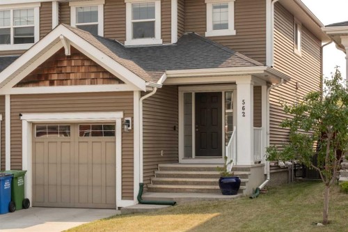 562 River Heights Crescent  Cochrane, AB T4C 0T8