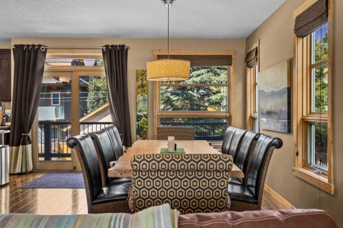 516 8Th Avenue, Canmore, AB - Indoor Photo Showing Dining Room