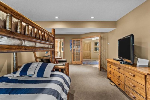 516 8Th Avenue, Canmore, AB - Indoor