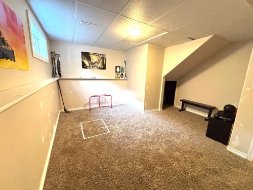 321 Collinge Road, Hinton, AB - Indoor Photo Showing Other Room