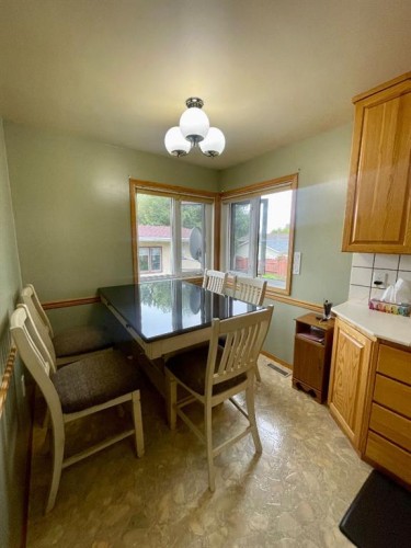 1418 53 Street, Edson, AB - Indoor Photo Showing Dining Room
