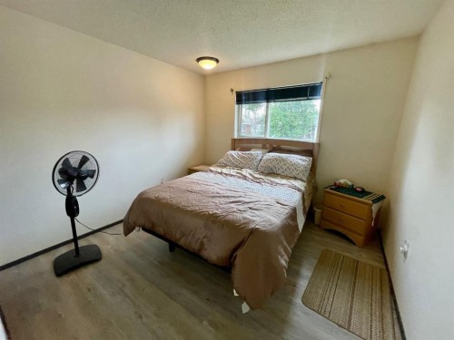 1418 53 Street, Edson, AB - Indoor Photo Showing Bedroom