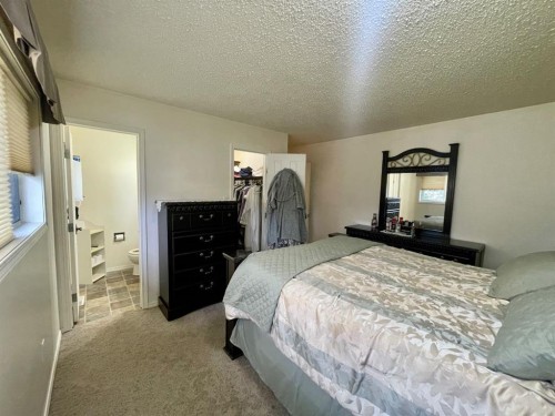 1418 53 Street, Edson, AB - Indoor Photo Showing Bedroom