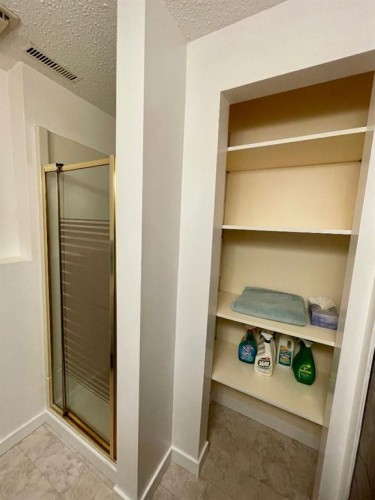 1418 53 Street, Edson, AB - Indoor Photo Showing Other Room