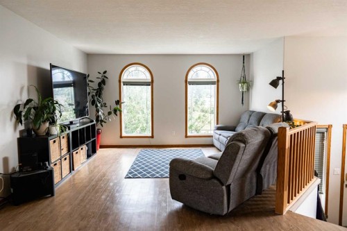 382 Skogg Avenue, Hinton, AB - Indoor Photo Showing Other Room