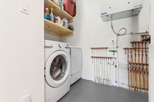 5406 Poplar Lane, Athabasca, AB - Indoor Photo Showing Laundry Room