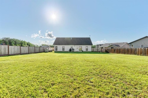 5406 Poplar Lane, Athabasca, AB - Outdoor With Backyard