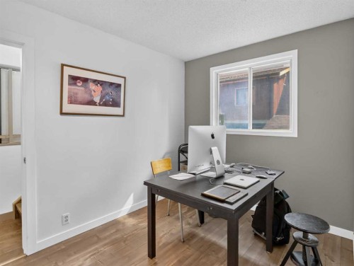 22 Pinewood Crescent, Canmore, AB - Indoor Photo Showing Office