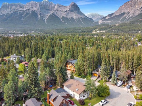22 Pinewood Crescent, Canmore, AB - Outdoor With View