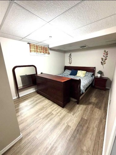 74008 Southshore Drive, Widewater, AB - Indoor Photo Showing Bedroom