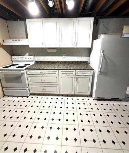 74008 Southshore Drive, Widewater, AB - Indoor Photo Showing Kitchen