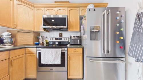 74008 Southshore Drive, Widewater, AB - Indoor Photo Showing Kitchen