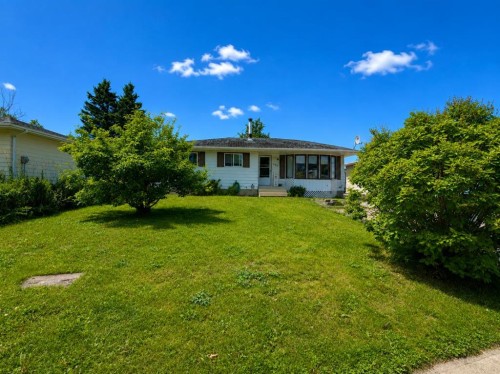5746 9 Avenue, Edson, AB - Outdoor