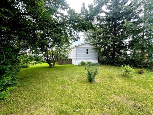 517 3Rd Avenue, Fox Creek, AB - Outdoor