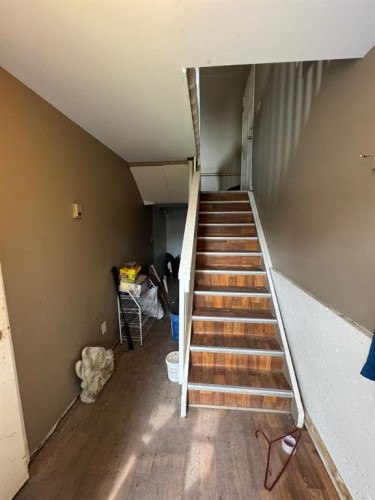 517 3Rd Avenue, Fox Creek, AB - Indoor Photo Showing Other Room