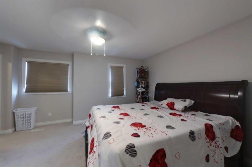 45 Springwood Drive Ne, Slave Lake, AB - Indoor Photo Showing Bedroom