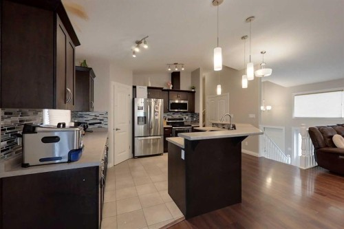 45 Springwood Drive Ne, Slave Lake, AB - Indoor Photo Showing Kitchen With Upgraded Kitchen