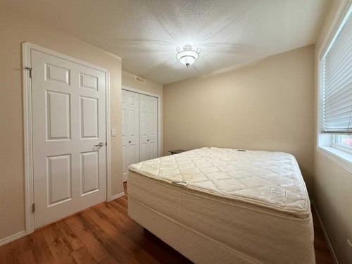 103-501 3 Street, Fox Creek, AB - Indoor Photo Showing Bedroom