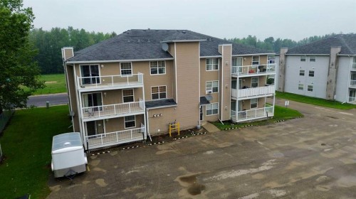 103-501 3 Street, Fox Creek, AB - Outdoor With Balcony