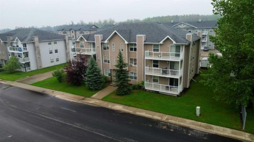 103-501 3 Street  Fox Creek, AB T0H 1P0