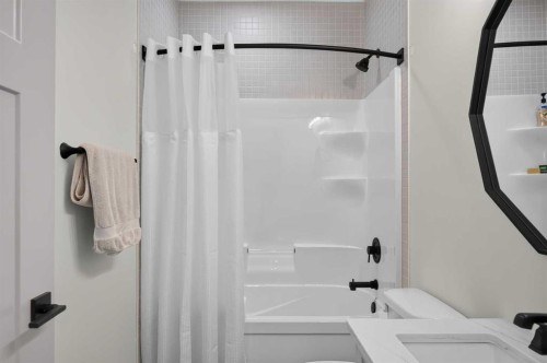 55 Riverdale Bend, Whitecourt, AB - Indoor Photo Showing Bathroom
