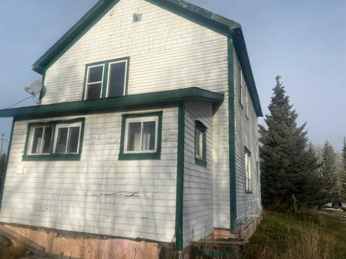 5105 Valley Street, Robb, AB - Outdoor