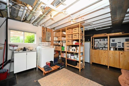3113 47 Avenue, Athabasca, AB - Indoor Photo Showing Laundry Room