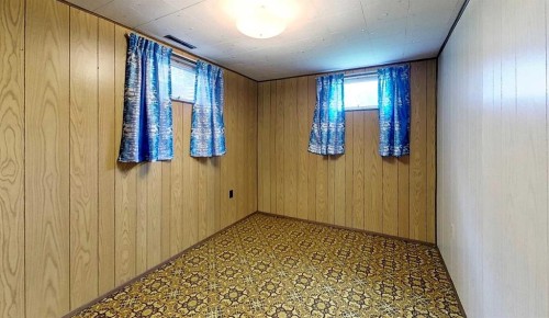 4303 8 Avenue, Edson, AB - Indoor Photo Showing Other Room
