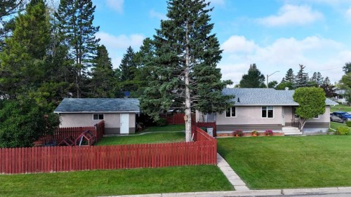 4303 8 Avenue, Edson, AB - Outdoor