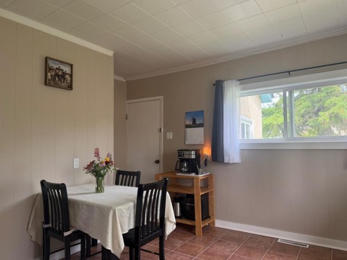 5113 Fifth Street, Boyle, AB - Indoor Photo Showing Dining Room