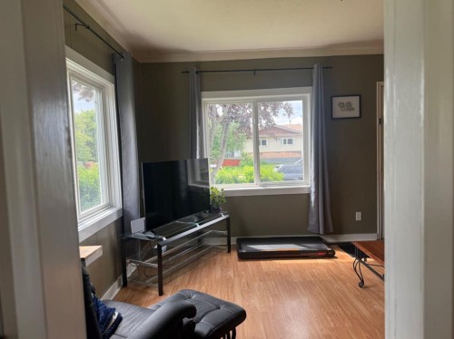 5113 Fifth Street, Boyle, AB - Indoor
