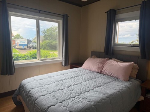 5113 Fifth Street, Boyle, AB - Indoor Photo Showing Bedroom