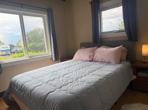 5113 Fifth Street, Boyle, AB - Indoor Photo Showing Bedroom
