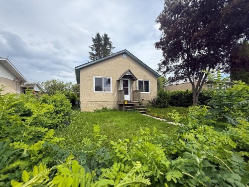 5113 Fifth Street, Boyle, AB - Outdoor