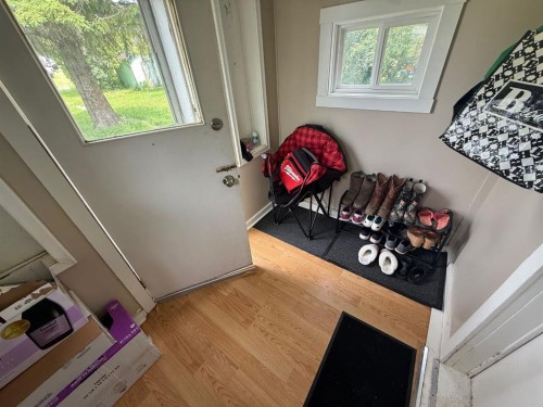 5113 Fifth Street, Boyle, AB - Indoor Photo Showing Other Room