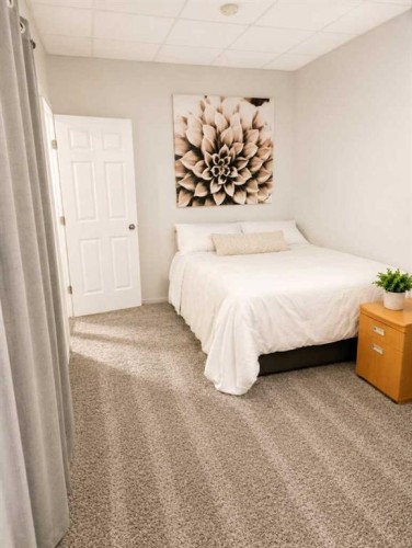 170 David Drive, Whispering Hills, AB - Indoor Photo Showing Bedroom