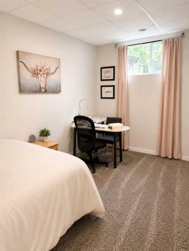 170 David Drive, Whispering Hills, AB - Indoor Photo Showing Bedroom