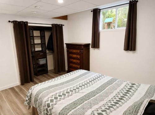 170 David Drive, Whispering Hills, AB - Indoor Photo Showing Bedroom