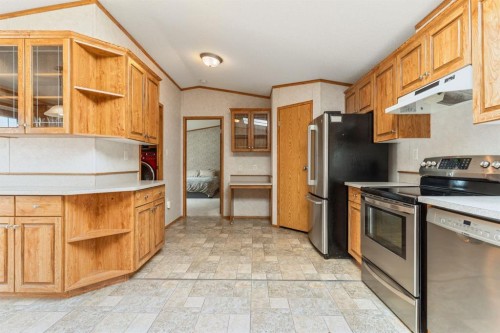 54 Aspen Drive West, Athabasca, AB - Indoor Photo Showing Kitchen
