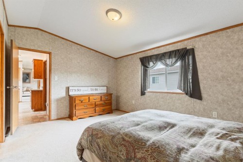 54 Aspen Drive West, Athabasca, AB - Indoor Photo Showing Bedroom
