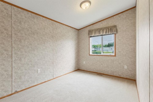 54 Aspen Drive West, Athabasca, AB - Indoor Photo Showing Other Room